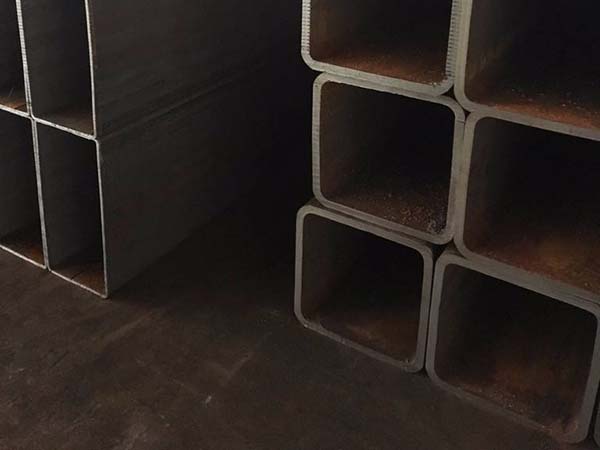方形鋼管